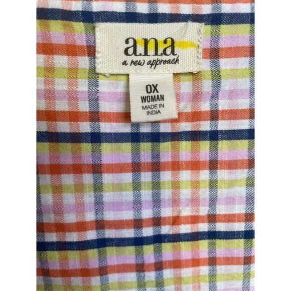 a.n.a. Gingham Top Size OX, 14-16W (2323) - Picture 3 of 6